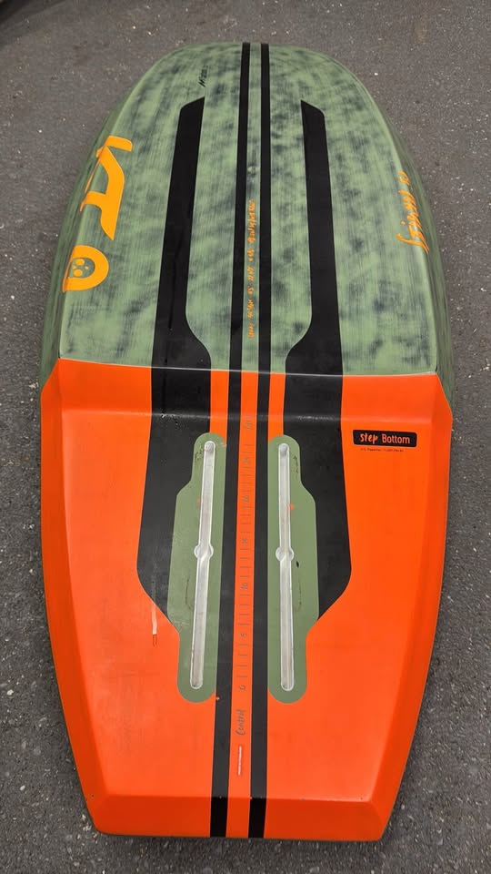 KT Ginxu Carbon Wing Foil Board 46 Litres USED